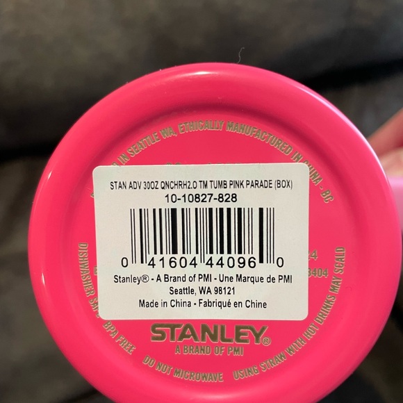 💗STANLEY PINK PARADE 30 oz💗 I have 2 available!!NWT - Picture 4 of 6